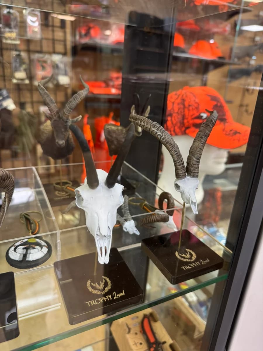 Partner gun shops